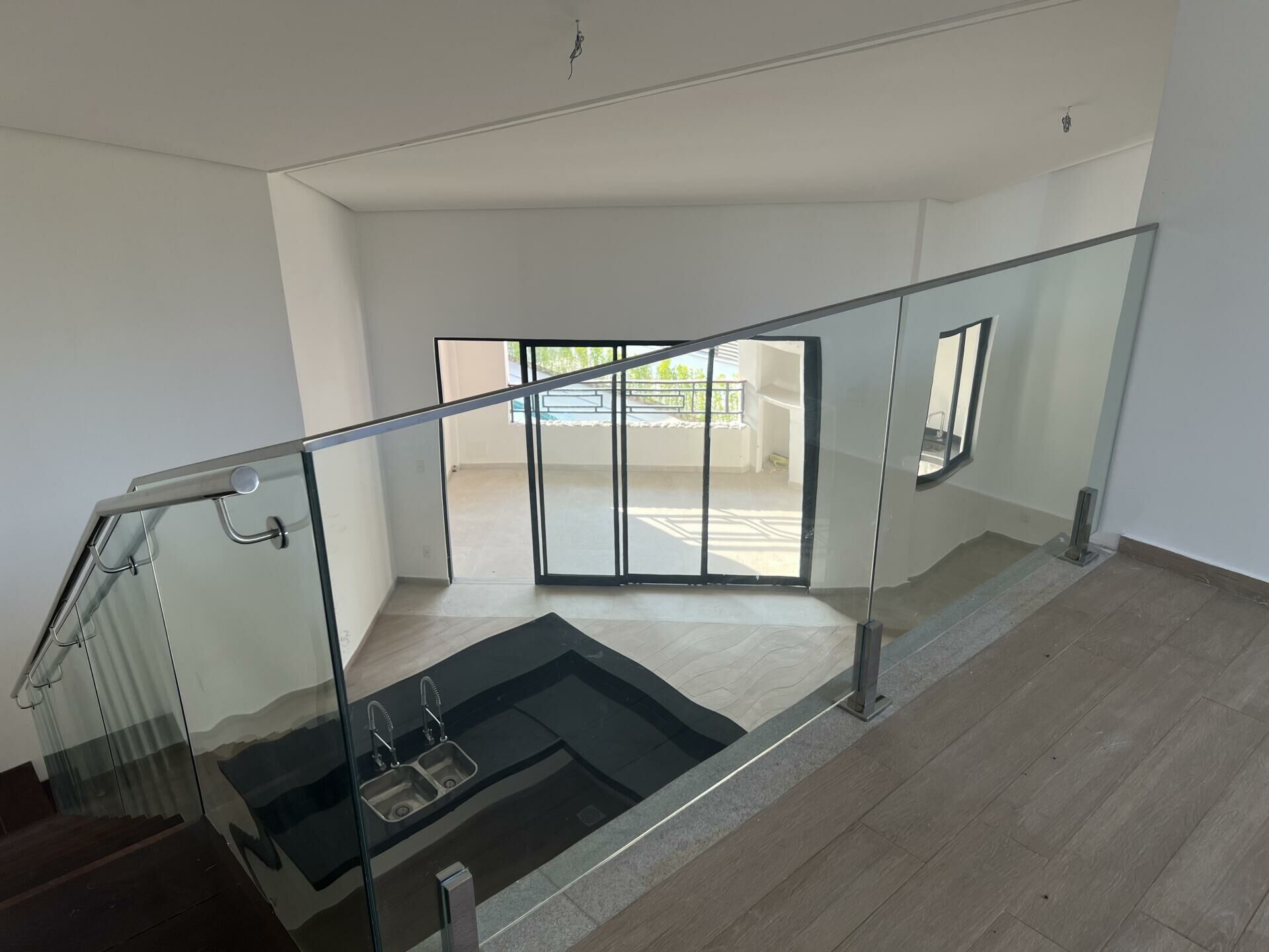 Imagem de Apartamento em Flecheiras - 203m², Moderno e Sofisticado